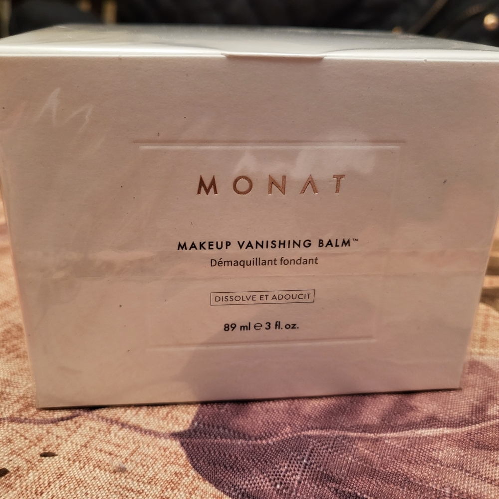 Monat Vanishing Make Up Balm